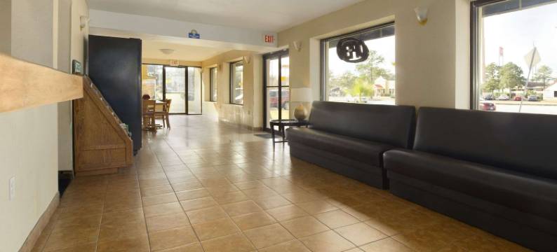 布伦瑞克/圣西蒙斯地区温德姆戴斯酒店(Days Inn by Wyndham Brunswick/St. Simons Area)图片