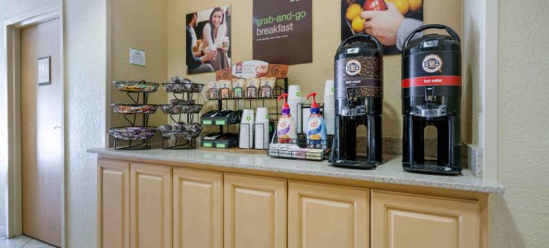 美国长住酒店 - 普莱森顿 - 查博特大道(Extended Stay America Suites - Pleasanton - Chabot Dr)图片