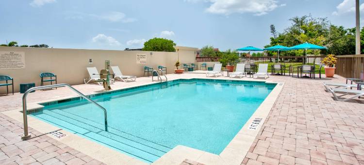 珊瑚角/麦尔兹堡欢朋酒店(Hampton Inn & Suites Cape Coral/Fort Myers Area)图片