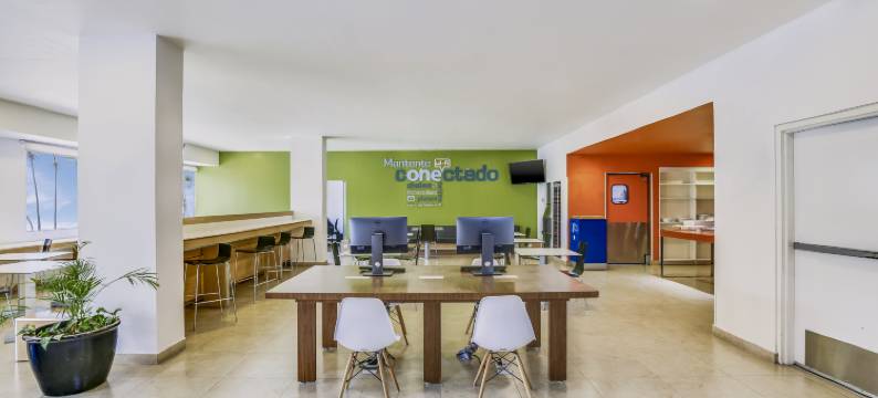 万莱昂波利夫如姆酒店(One Leon Poliforum)图片