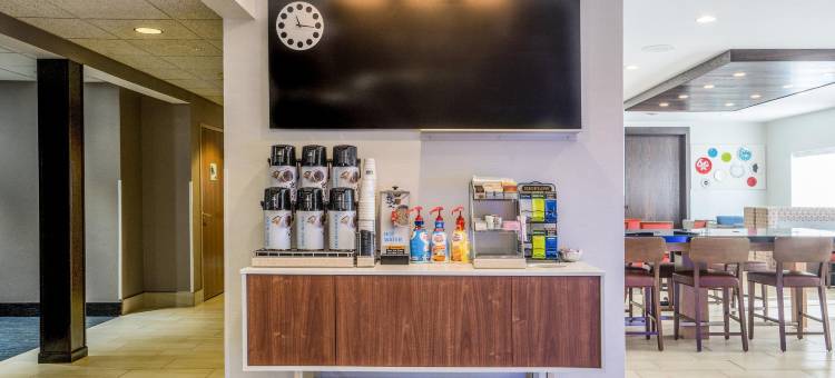 Holiday Inn Express 豪(斯特吉斯，MI)(Holiday Inn Express Howe (Sturgis, MI))图片