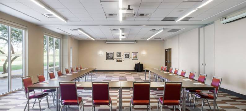 凤凰城迈措沃门户机场福朋喜来登酒店(Four Points by Sheraton at Phoenix Mesa Gateway Airport)图片