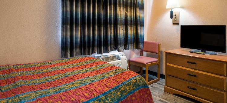 大急流城骑士酒店(Knights Inn Grand Rapids)图片