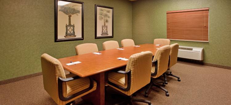 Candlewood Suites ST。罗伯特 by IHG(Candlewood Suites ST. Robert by IHG)图片