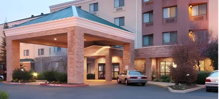 萨克拉门托福尔瑟姆万怡酒店(Courtyard Sacramento Folsom)图片