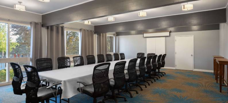 克拉马斯福尔斯温德姆戴斯酒店(Days Inn by Wyndham Klamath Falls)图片