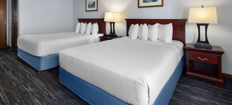 铁山戴斯酒店(Days Inn by Wyndham Iron Mountain)图片