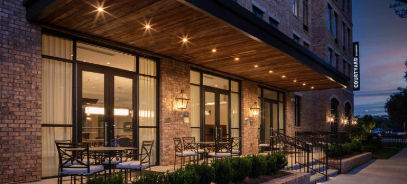 托马斯维尔市中心万怡酒店(Courtyard Thomasville Downtown)图片