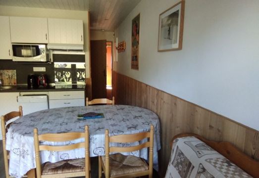 Residence in the heart of the typical old village of Les Gets while remaining calm, Hotel Overview