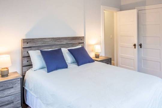 Modern Modest Design Newburgh, Beacon, Westpoint 2nd. FL Apt.