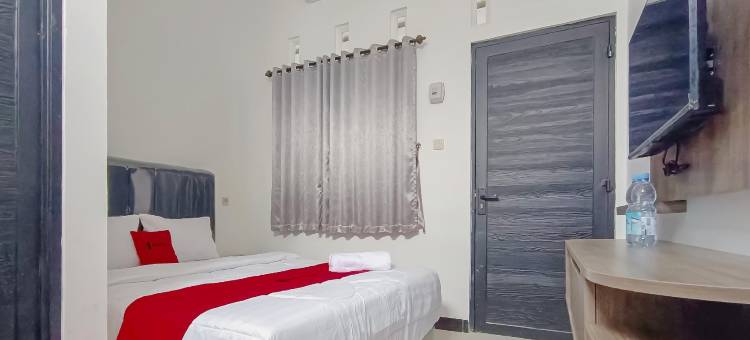 RedDoorz Syariah near RSUD Kajen Pekalongan图片