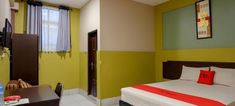 红多兹伊斯兰@印尼肯达里酒店(RedDoorz Syariah @ Hotel Wisma Indonesia Kendari)图片