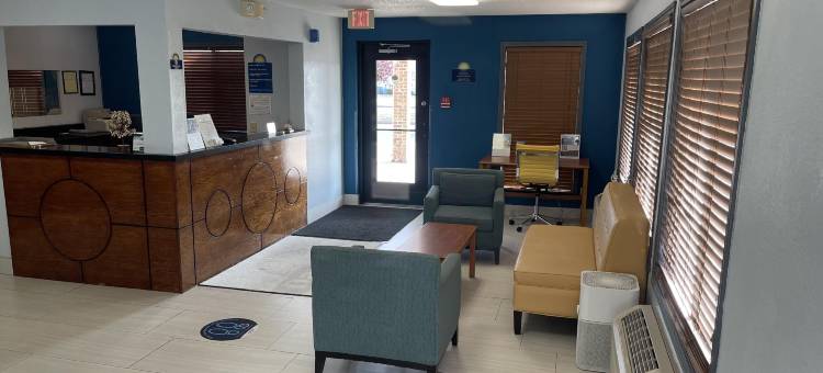 曼西波尔州立大学戴斯酒店(Days Inn by Wyndham Muncie -Ball State University)图片