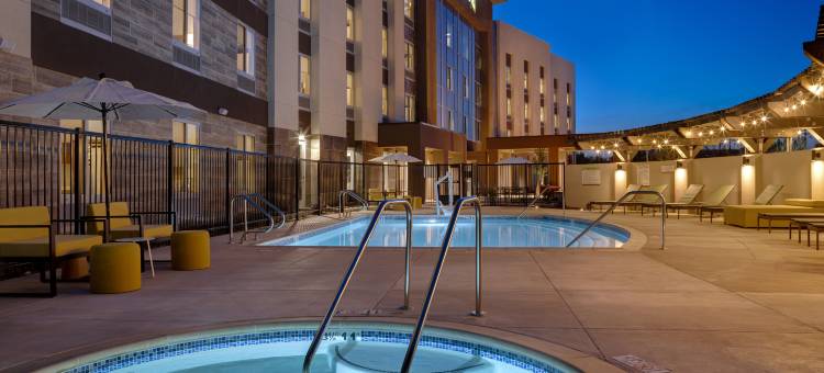 希尔顿惠庭套房酒店佩塔卢马(Home2 Suites by Hilton Petaluma)图片