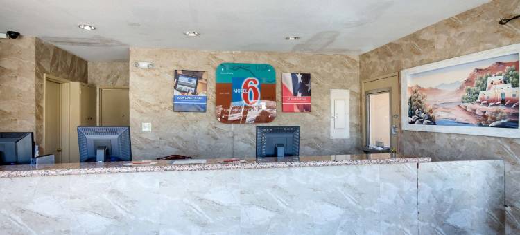 圣达菲广场城市商业区6号汽车旅馆(Motel 6 Santa Fe, NM - Downtown)图片