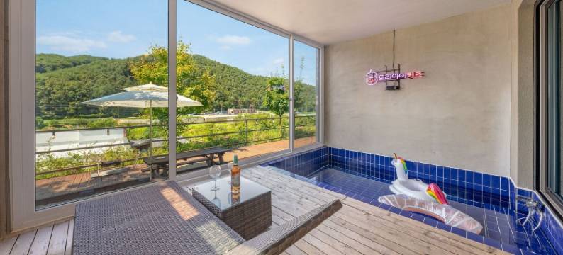 洪川托利艾格拉露营(Hongcheon Toliaigeullaemping)图片