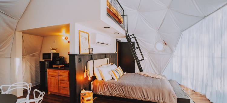 星光天堂怀斯湖(Starlight Haven Weiss Lake)图片