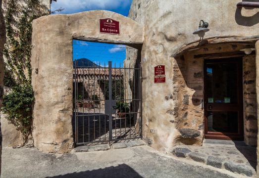 Albergo Diffuso Mannois Hotel Overview