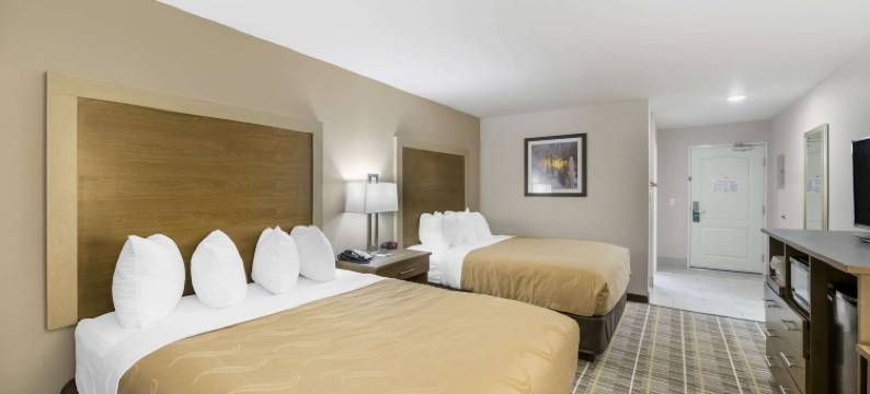 卡尔斯巴德洞穴区-品质酒店及套房(Quality Inn & Suites Carlsbad Caverns Area)图片