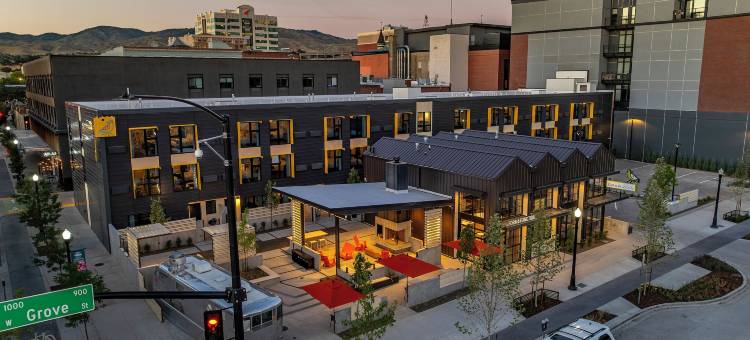 麻雀旅馆(The Sparrow)图片