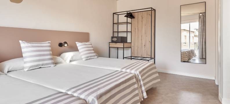 滨海略雷特帐篷(Tent Lloret de Mar)图片