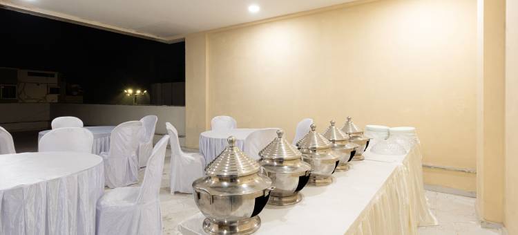 Treebo 市中心(Treebo City Center)图片