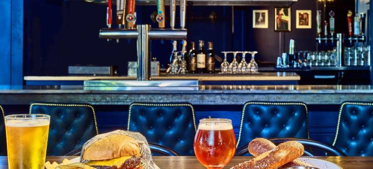 圣路易斯皇家索尼斯塔蔡斯公园广场酒店(The Royal Sonesta Chase Park Plaza St Louis)图片