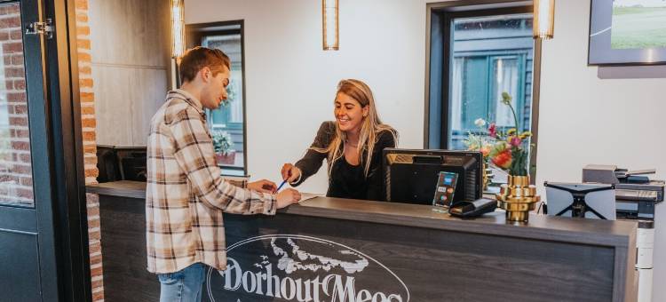 酒店，运动酒吧及Dorhout Mees黄铜餐厅(Hotel Sportsbar & Brasserie Dorhout Mees)图片