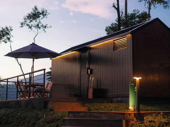 Bobocabin 迪恩山口, 巴塘