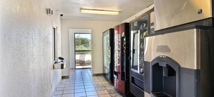 阿比林6号莫泰尔酒店(Motel 6 Abilene, TX)图片