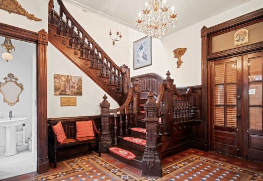 Amethyst Garden Hotel Overview