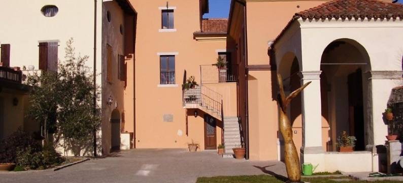 格里约伊欧勒农庄(Agriturismo Grillo Iole Winery)图片