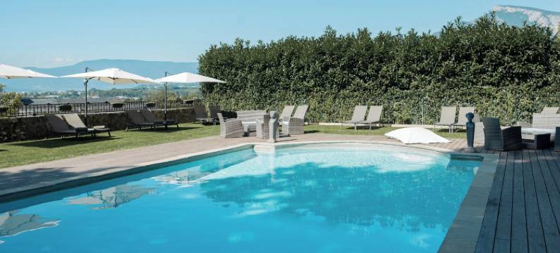 柴勒斯伯爵城堡酒店(Château des Comtes de Challes)图片