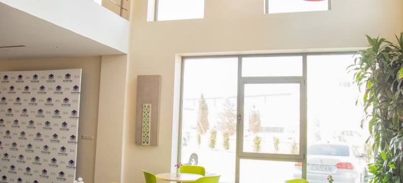 霍姆布里奇酒店式公寓(HomeBridge Hotel Apartments)图片