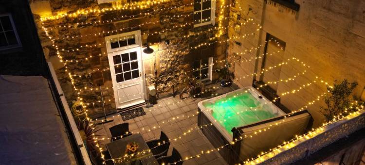 梦想住宿巴斯 - 特里姆街联排别墅带热水浴缸(Dream Stays Bath - Trim Street Townhouse with Hot Tub)图片