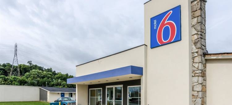 维珍尼亚特鲁特维尔 6 号汽车旅馆(Motel 6 Troutville, VA)图片