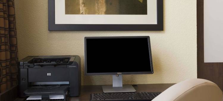 肯德尼麦客达套房酒店(Microtel Inn & Suites by Wyndham Kenedy/Karnes City)图片