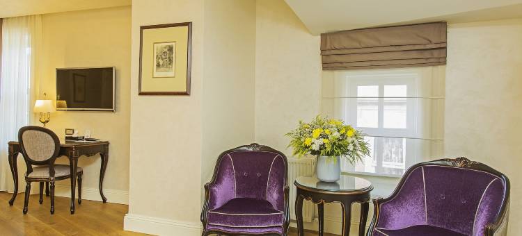 美罗迪巴格达利岩酒店(Meroddi Bagdatliyan Hotel)图片