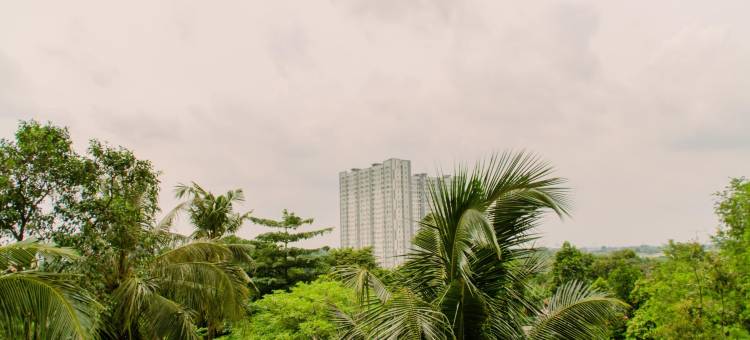 宾塔罗图标公寓舒适而温馨的工作室房间(Comfortable and Cozy Studio Room at Bintaro Icon Apartment)图片
