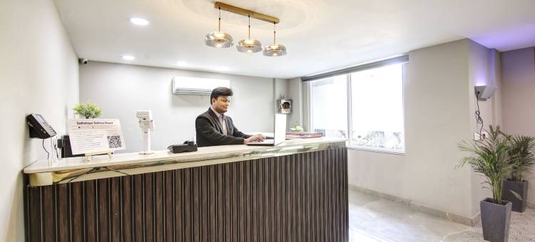 SALTSTAYZ SELECT - NEAR SOHNA ROAD CITY CENTRE图片