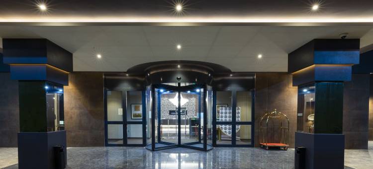 Az 大酒店奥兰(AZ Hotels Grand Oran)图片