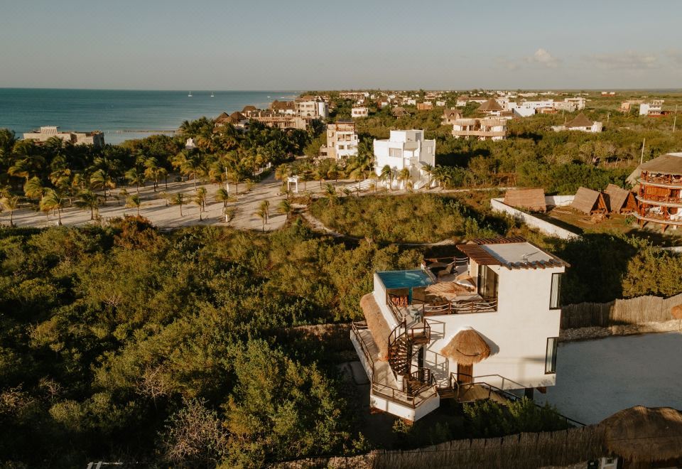 Casa Mar- Ocean View Luxury Villa Hotel Overview