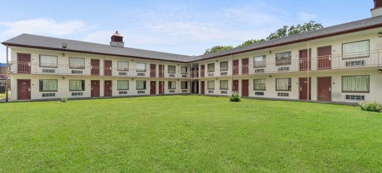 红屋顶酒店孟菲斯 - 格雷斯兰/机场(Red Roof Inn Memphis - Graceland/ Airport)图片