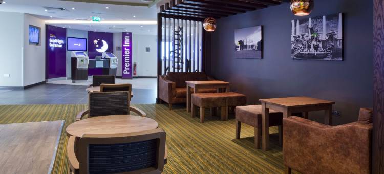 查尔顿汉姆镇中心高级旅馆(Premier Inn Cheltenham Town Centre)图片