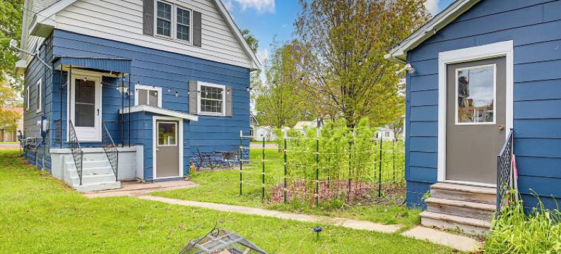 距离波基斯17英里的度假屋，步行可至海滩和主街(17 Mi to Porkies: Getaway Steps to Beach & Main St)图片