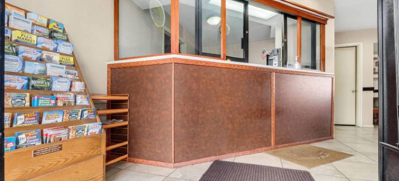 韦恩堡戴斯酒店(Days Inn by Wyndham Fort Wayne)图片