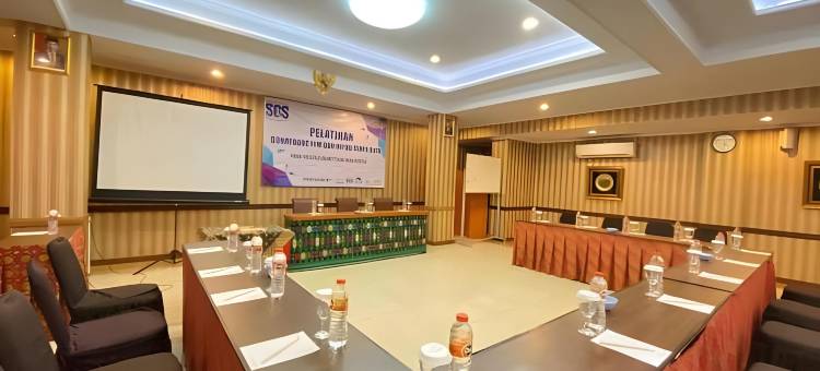 阿姆拉尼伊斯兰酒店(The Amrani Syariah Hotel)图片