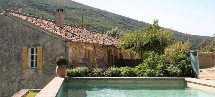 Holiday Home in Lacoste with Pool图片