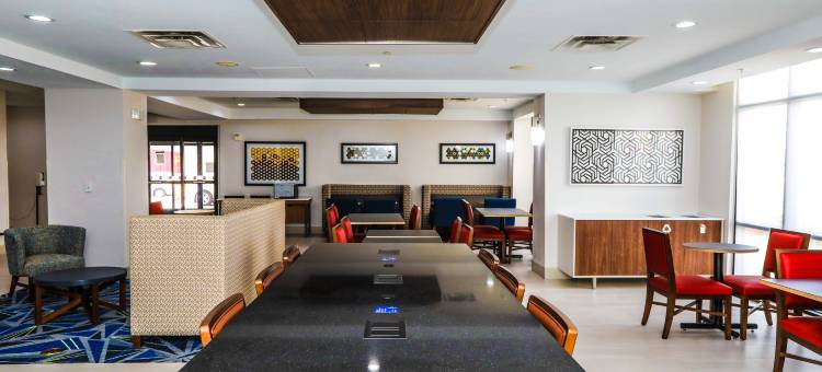 Holiday Inn Express Hillsboro I-35图片