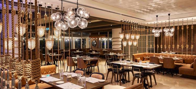 费尔蒙富查伊拉海滩度假酒店(Fairmont Fujairah Beach Resort)图片